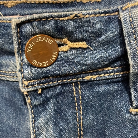 YMI booty Jean shorts - Picture 2 of 4